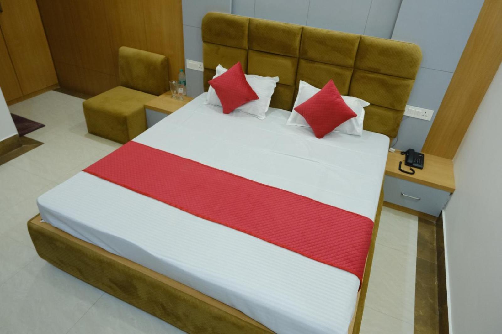 Hotel Golden Continental Deoghar Esterno foto