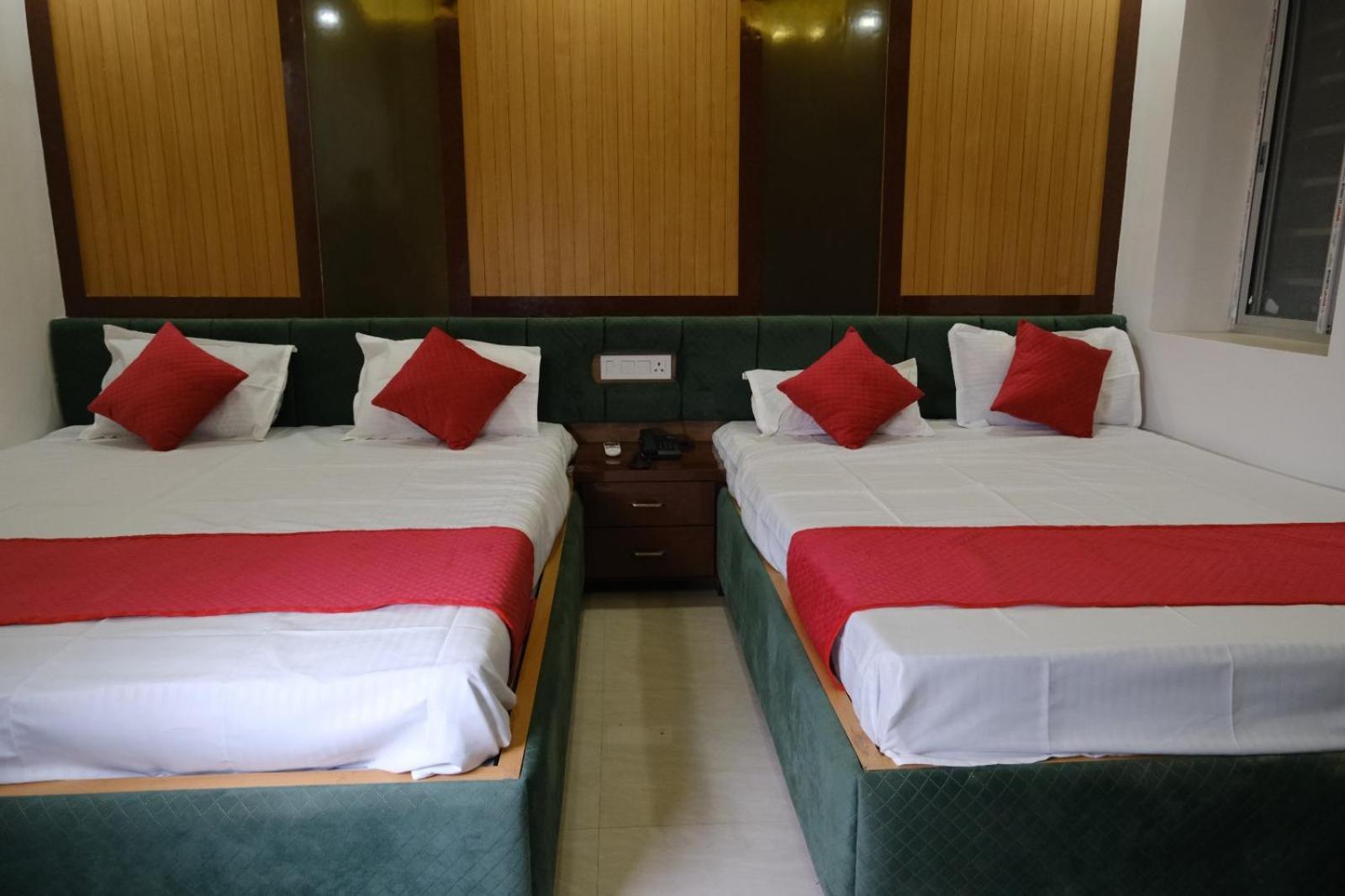 Hotel Golden Continental Deoghar Esterno foto